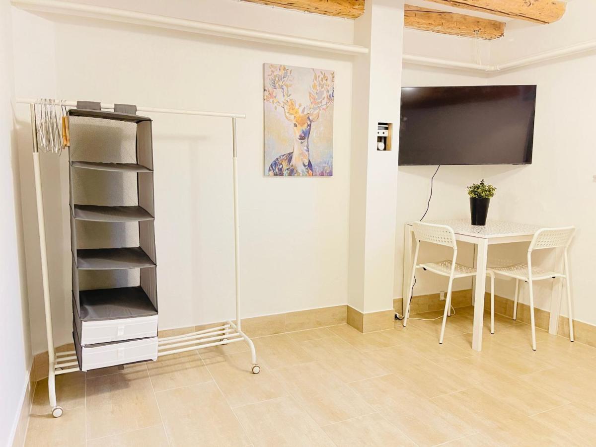 Aday - Cozy Private Room In The Center Aalborg Buitenkant foto